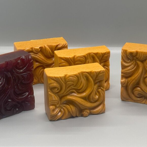 SERAJAL 100% NATURAL PRODUCT FOR YOUR SKIN CARE. NATURAL TURMERIC AND HONEY SOAP - Picture 3 of 8
